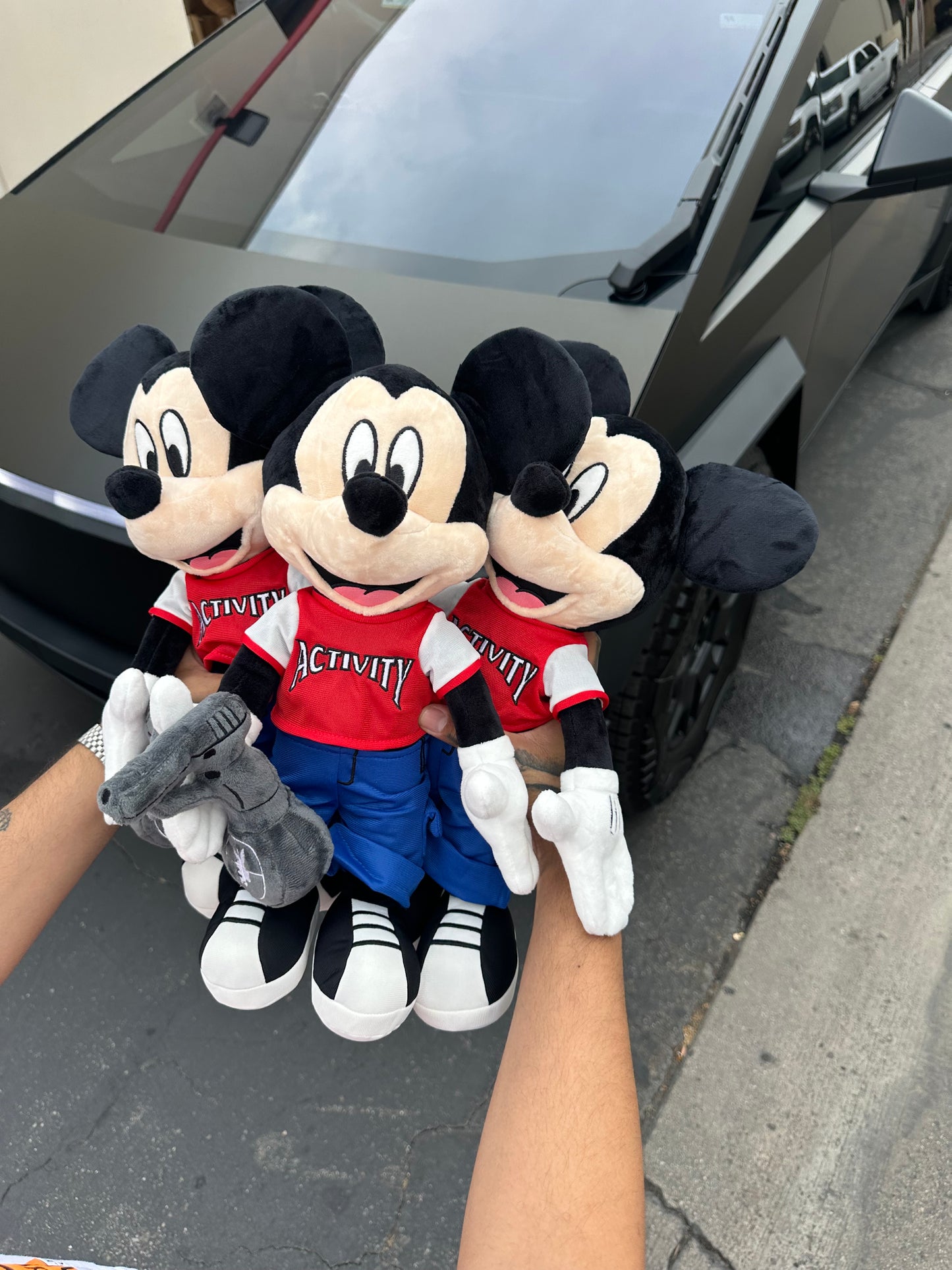 MICKEY WIT DA BLICKY